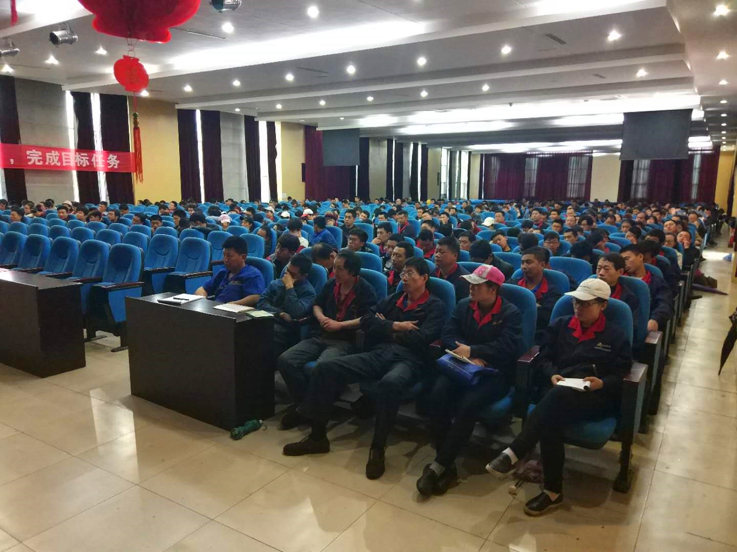 �ǹ��ɶԹ���-׷�󿵽�,����һ������