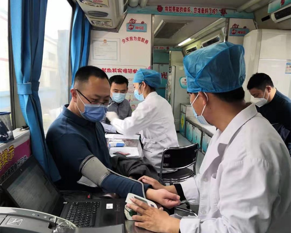 �ǹ��ɶԹ���-׷�󿵽�,����һ������