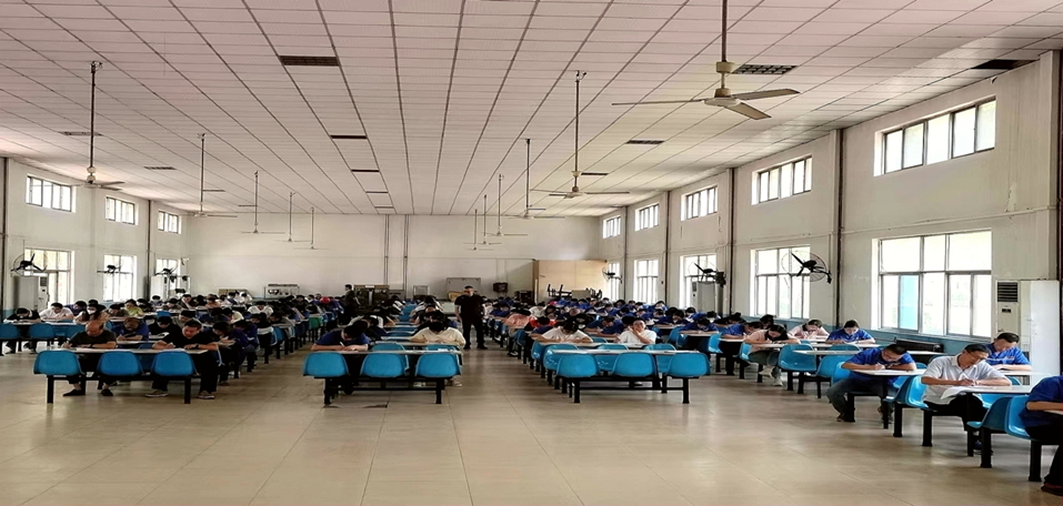 �ǹ��ɶԹ���-׷�󿵽�,����һ������