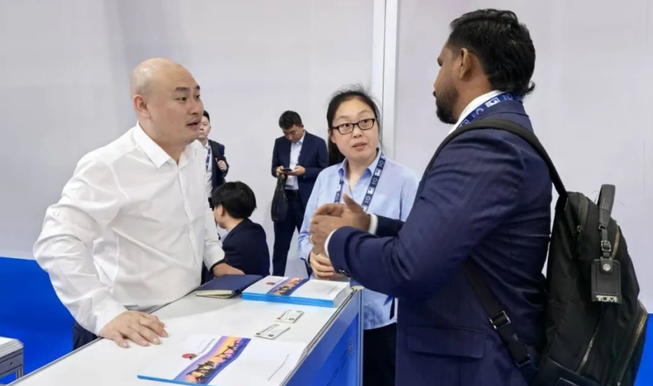 �ǹ��ɶԹ���-׷�󿵽�,����һ������